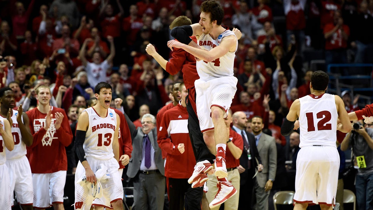 Wisconsin responds to coach's simple message, rallies past Oregon